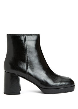 Siyah Kadın Desenli Bot