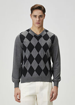 Gri Geometrik Desen Jakarlı Yün Kazak