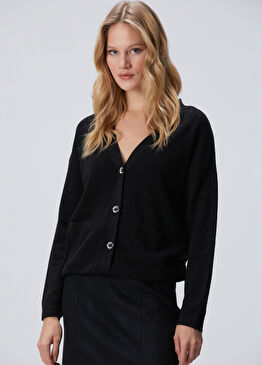 Siyah Simli Düğmeli Triko Hırka