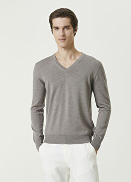 Açık Kahverengi V Yaka Yün Kazak