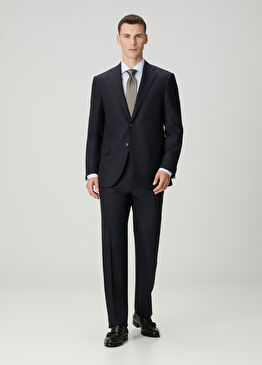 Siyah Çizgi Desenli Yün Takım Elbise