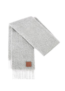 Açık Gri Logo Patchli Kadın Atkı