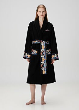Siyah Figür Jakarlı Bornoz