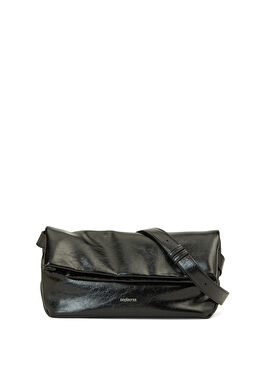 Siyah Kadın Postacı Çanta