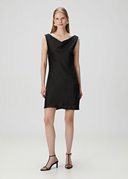 Siyah Kolsuz Mini Kokteyl Elbise