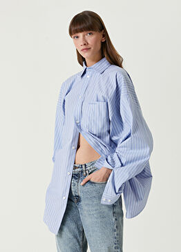 Oversized Mavi Çizgili Asimetrik Gömlek