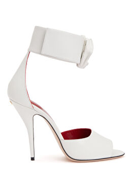 Beyaz Deri Topuklu Ayakkabı