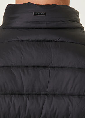 Beymen Club Siyah Kapüşonlu Kapitoneli Mont - 9