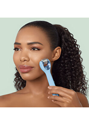 Geske MicroNeedle Face Roller Blue Mikro İğneli Buz Başlığı Pembe Kuvars Başlıklı Dermaroller Bakım Cihazı - 6