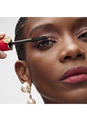 Carolina Herrera Fabulous Eyes The Mascara Black Smudgeproof - 10