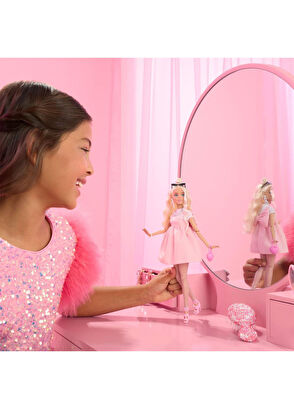 Barbie Deluxe Style Bebekler Sarı Saçlı Model Bebek HYV27 - 5