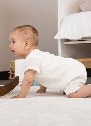 Little Gusto Ekru Organik Pamuk Müslin Kruvaze Unisex Bebek Şort Tulum - 3