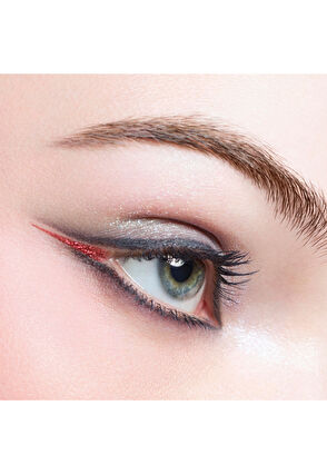 CHANEL Le Suya Dayanıklı Likit Eyeliner 544 Ecarlate - 7