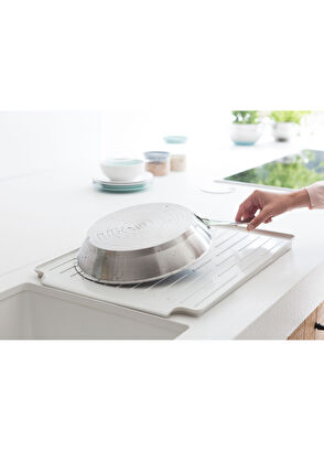 Brabantia Aluminum Light Grey Dish Rack - 8