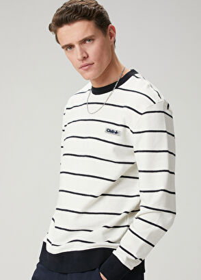 Beymen Club Kırık Beyaz Lacivert Oversize T-shirt - 3