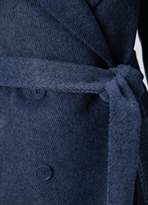 Lacivert Diyagonal Desen Kuşaklı Uzun Palto - Görsel 7