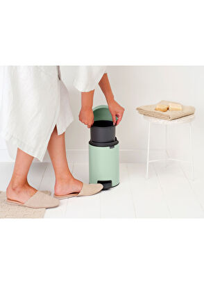 Brabantia Newicon Jade Green Çelik Pedallı Banyo Çöp Kovası 3 lt - 5