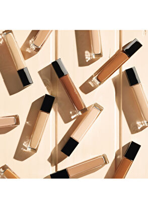 CHANEL Les Beıges Serum Concealer B30 - 8