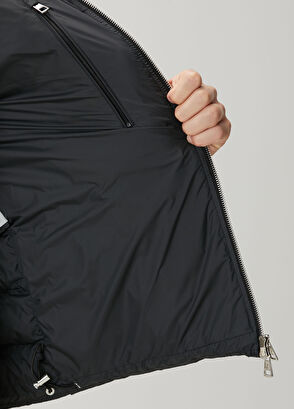 Arneb Siyah Kapüşonlu Mont - Görsel 11