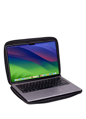Thule Thule Gauntlet 5 MacBook Case 16'' Black - 4