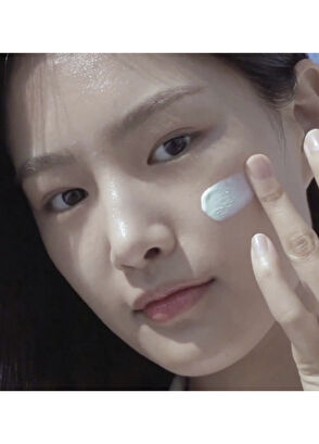 Celimax Dual Barrier SPF50+ Hassas ve Kuru Ciltler İçin Onarıcı Su Bazlı Güneş Kremi 40 ml   - 6