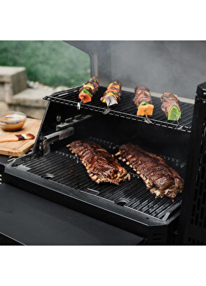 Masterbuilt Gravity Series 600 Digital Charcoal Smoker Grill - 8