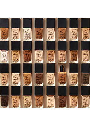 Nars Light Reflecting Manaus 30 ml Fondöten - 8