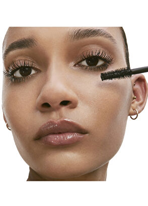 Yves Saint Laurent Lash Clash Waterproof Maskara - 4