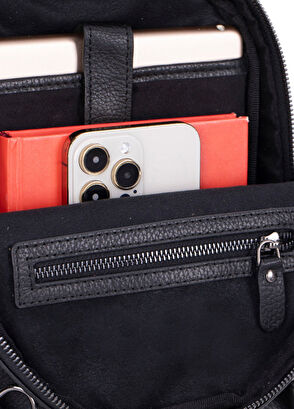 Bloominbag Blake Siyah Deri Çapraz Unisex Sırt Çantası - 4