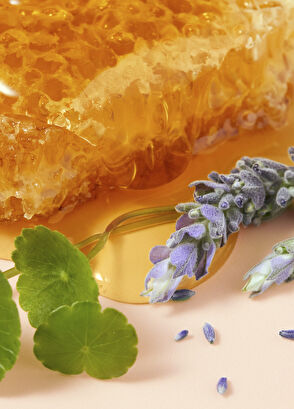 Nuxe Onarıcı Besleyici ve Koruyucu El ve Tırnak Bakım Kremi 2 x 50 ml - 5