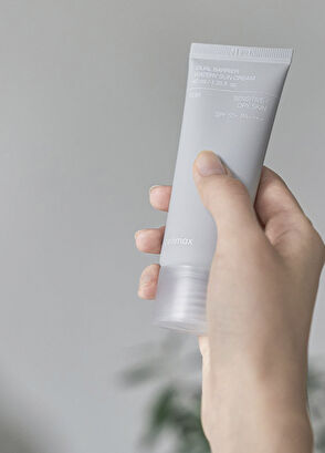 Celimax Dual Barrier SPF50+ Hassas ve Kuru Ciltler İçin Onarıcı Su Bazlı Güneş Kremi 40 ml   - 5