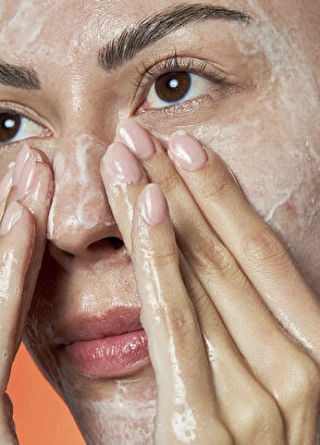 Dr. Dennis Gross Alpha Beta AHA/BHA Daily Cleansing Gel Arındırıcı Temizleyici Köpük 225 ml - 8