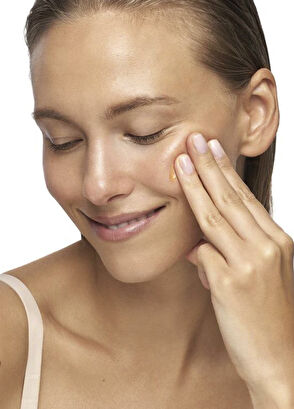 Oiolab Brightening C Vitamini Özlü Yüz Serumu 30 ml - 5