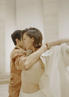 Maison Francis Kurkdjian Gentle Fluidity Gold EDP 70ML - 6