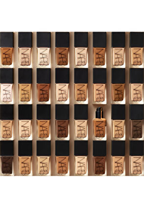 Nars Light Reflecting Majorca Fondöten - 8