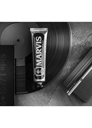 Marvis Amarelli Licorice Mint Meyankökü Diş Macunu 85 ml - 8