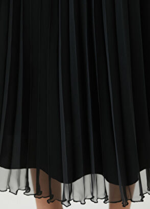 Siyah Çiçek Düğmeli Midi Elbise - Görsel 9