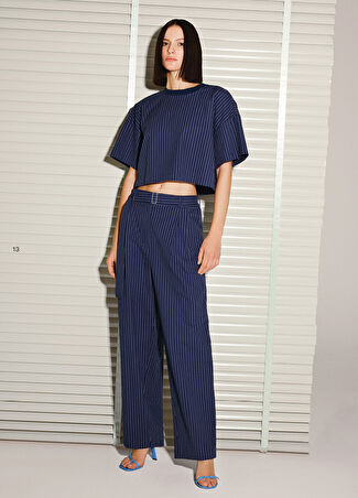 Academia Kadın Lacivert Çizgili Crop Bluz 34