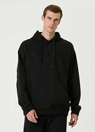 Versace Jeans Couture Erkek Siyah Kapüşonlu Logo Nakışlı Sweatshirt S