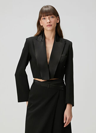 Academia Kadın Siyah Cropped Smokin Ceket 34