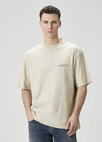 Balenciaga Erkek Political Campaign Kırık Beyaz T-Shirt Xs