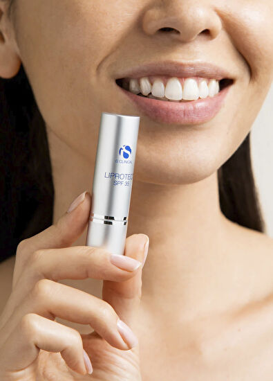 IS Clinical LiProtect SPF 35 Dudak Kremi 5 g - 4