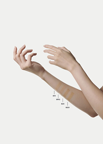 CHANEL Les Beiges Water Fresh Complexion Touch B20 - 5