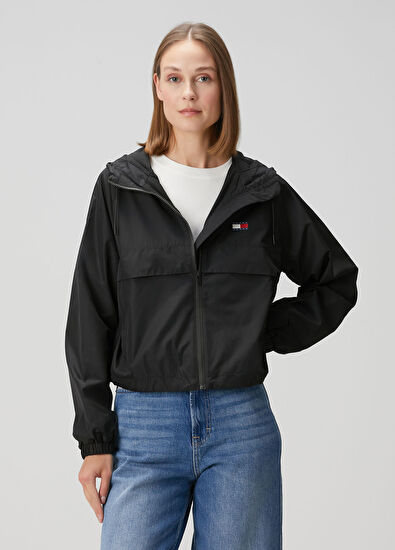 Essential Siyah Kapüşonlu Rüzgarlık - Görsel 4