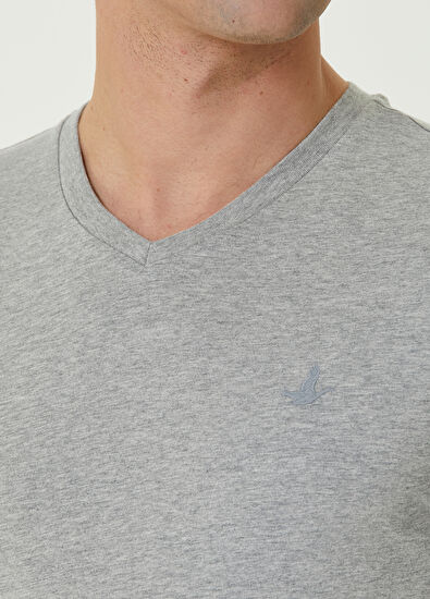 Beymen Club Gri V Yaka Kuş Nakışlı Basic T-shirt - 5