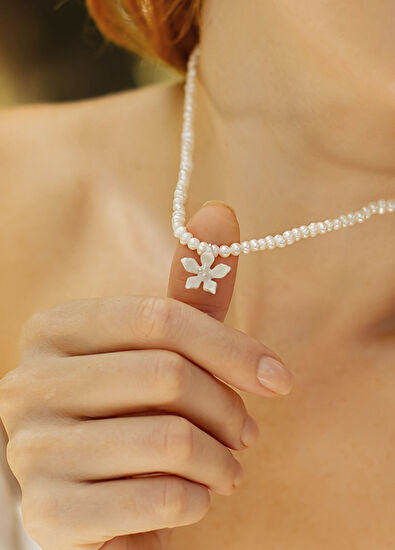 Ezra Baghaki Jewellery Yasemin Çiçekli 925 Ayar Gümüş Kadın İnci Kolye  - 3