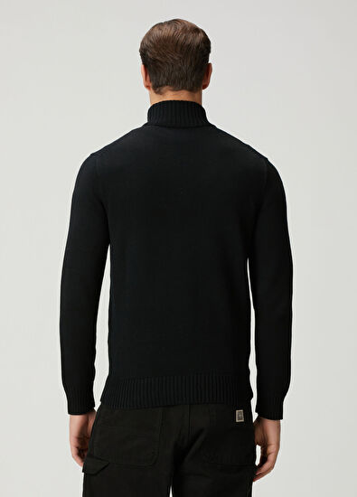 Siyah Yakası Fermuarlı Kazak - Görsel 6