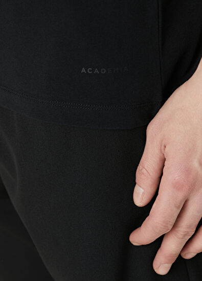 Academia Black Basic T-shirt - 7