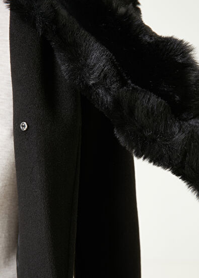 Beymen Club Siyah Yakası Kürklü Palto - 7