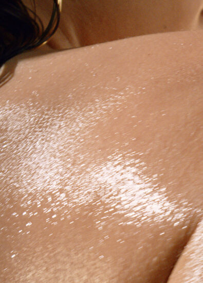 Yves Saint Laurent Libre L'eau Nue 90 ml Women's Perfume - 6